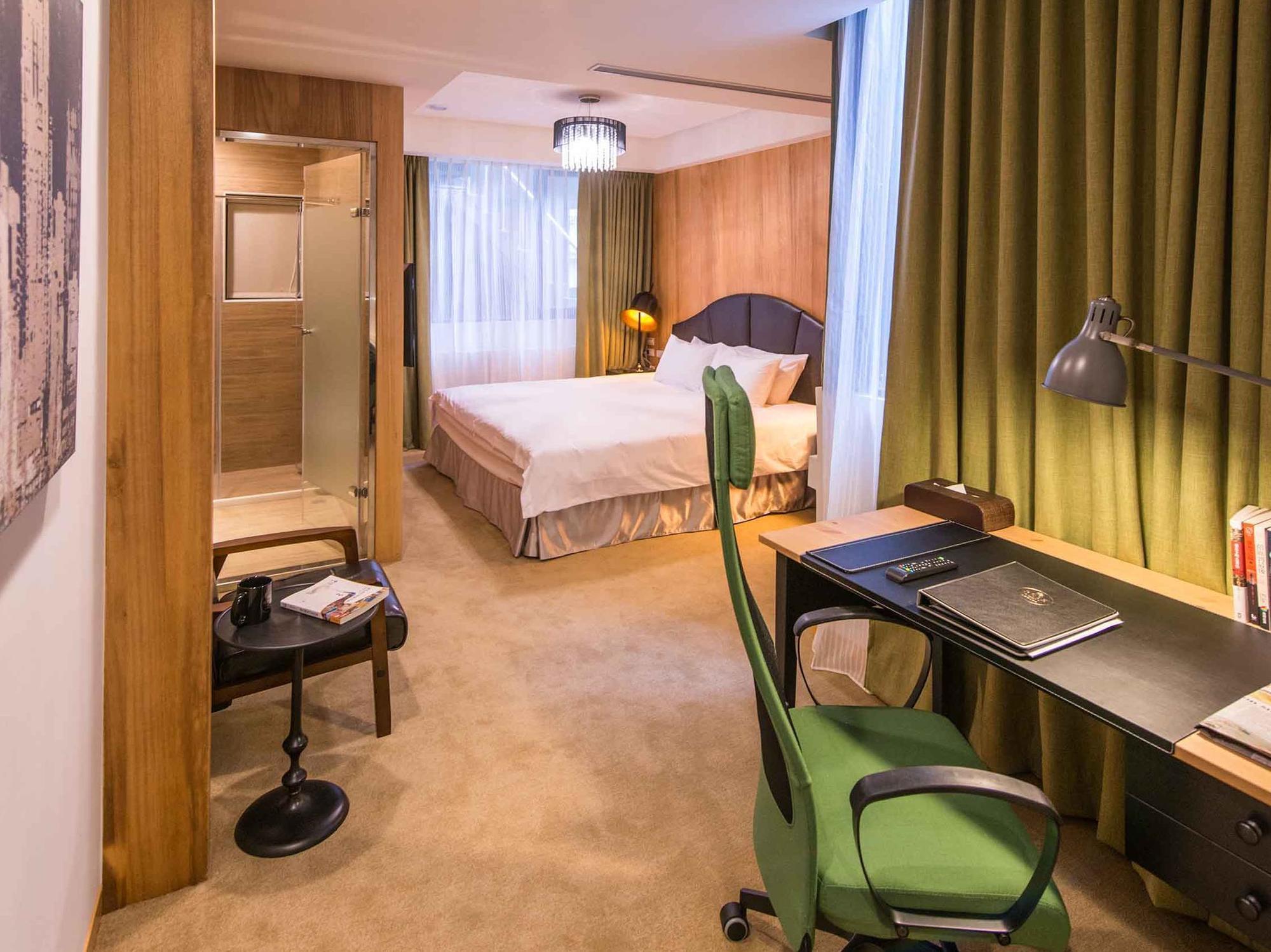 Royal Rose Hotel Ximen New Taipei City Exterior photo
